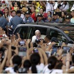 Papa saúda os filipinos - EPA: