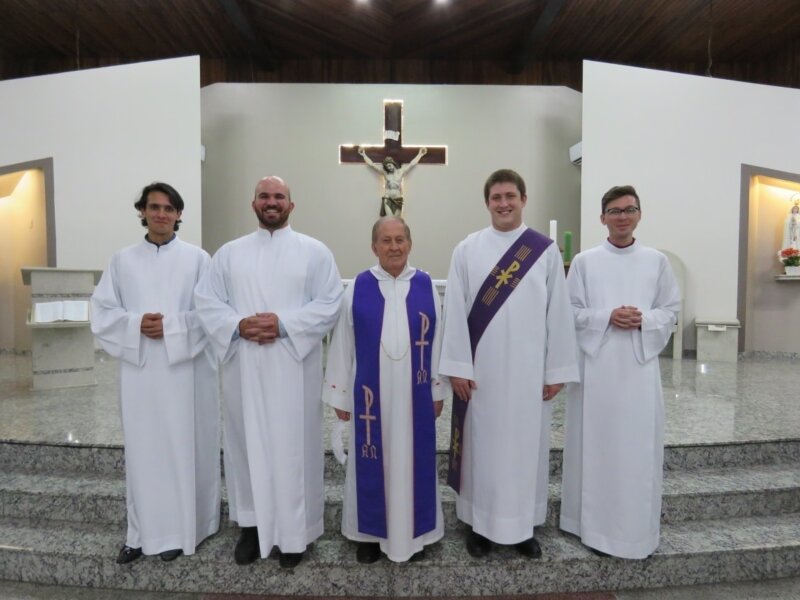 Seminaristas Propedêutas Da Diocese De Blumenau São Investidos Da ...